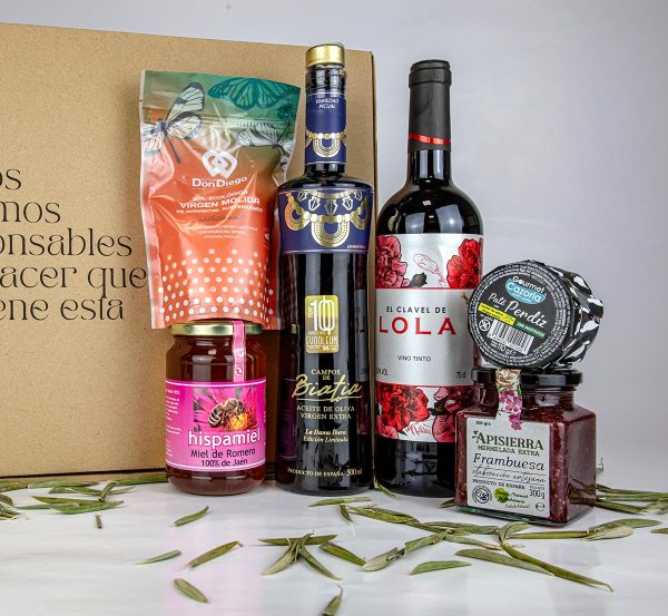 Caja Regalo Sabores Auténticos con aceites de oliva virgen extra, mermeladas artesanales y manjares tradicionales, un regalo que refleja lo mejor de nuestra tierra.